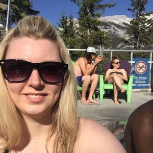 Meet your Posher, Brittany